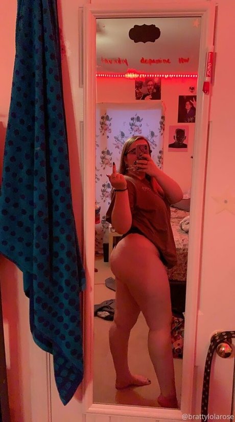 brattylolarose09 sex bild