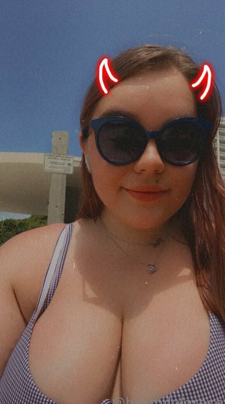 brattylolarose09 nackt erwachsene bilder