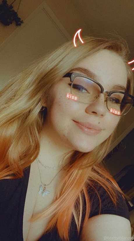 brattylolarose09 nacktheit exklusive bild