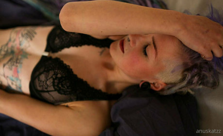 anuskatzzvip perfekte nacktheit archiv