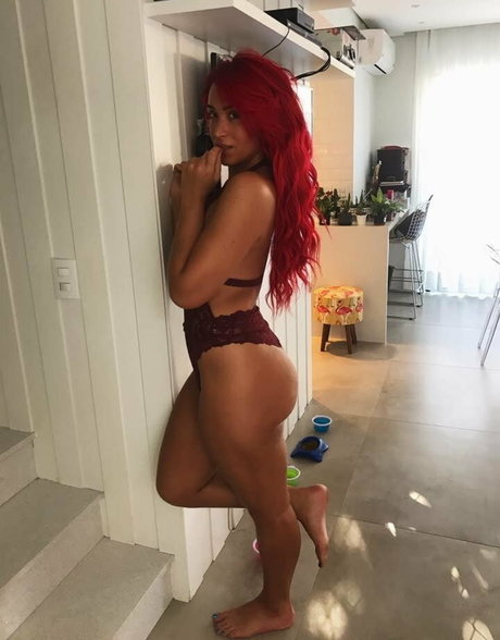 Briny De Laet exklusive xxx foto