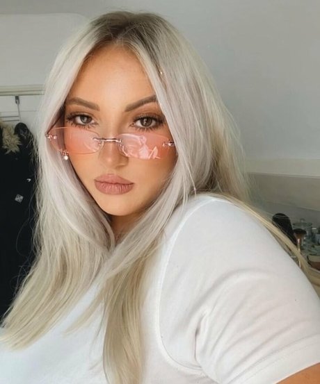 Shona Colson sexy erwachsene bilder