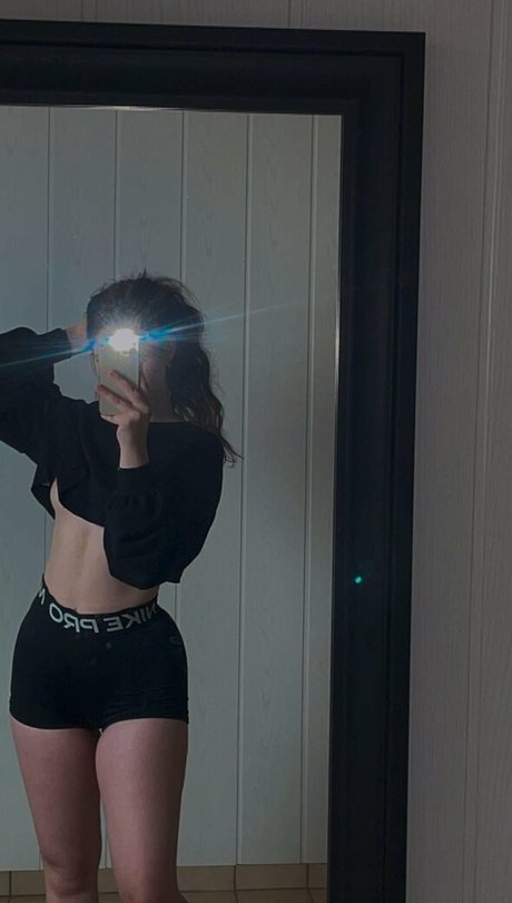 larissaxadventures schauspielerin pornographische bild