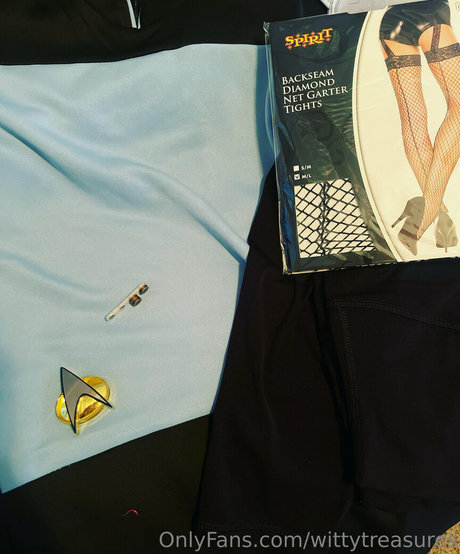 wittytreasures nackt schöne foto