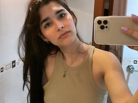 Maya Monroy Ruiz heiße xxx fotos