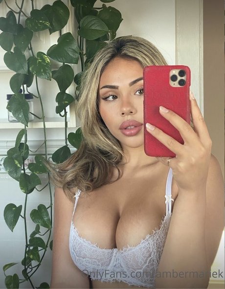 Amber Khieralla freie nacktheit galerien