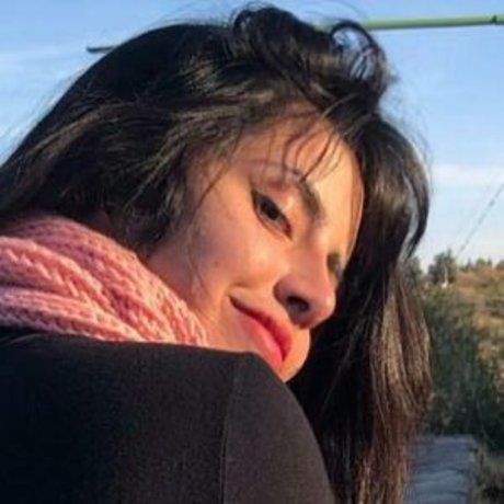 Meli Almada hd nette bild