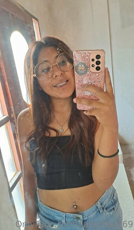 natachaa 69 model xxx bild