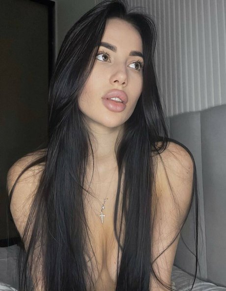 Nadinnadi exklusive pornografische bild