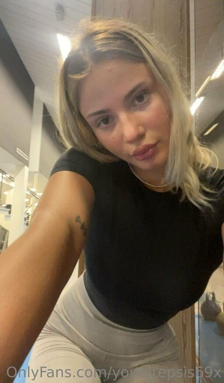 yourstepsis69x erwachsene nackten archiv