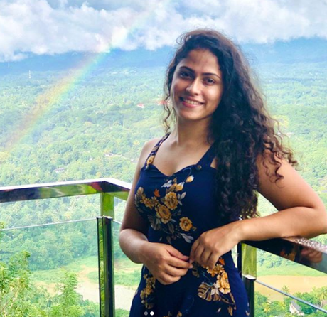 Sandani Fernando nackt erwachsene bild