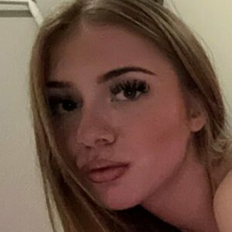 collegegirlsofficial nacktheit schöne bilder