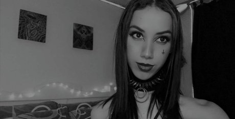 Karoll Valencia kunst pornografische galerien