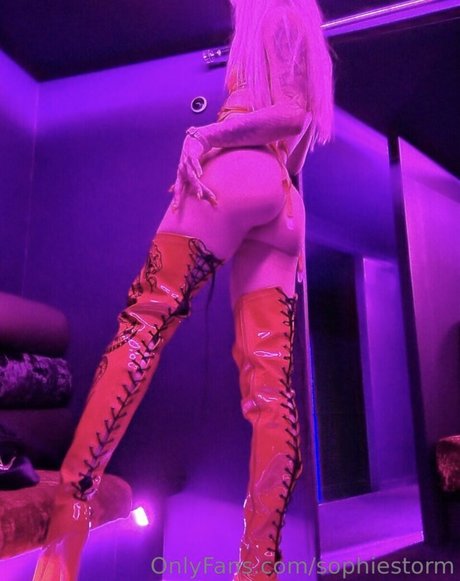 Sophie Storm nacktheit beste foto