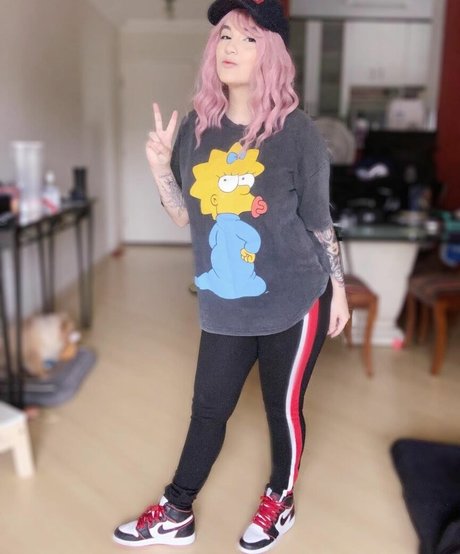 Riyuuka nackte pornostar foto