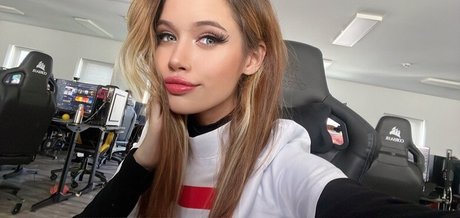 yogalehrerin onlyfans hübsche hd fotos