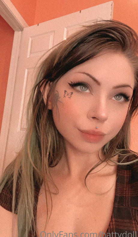 battydoll exklusive heiße bild