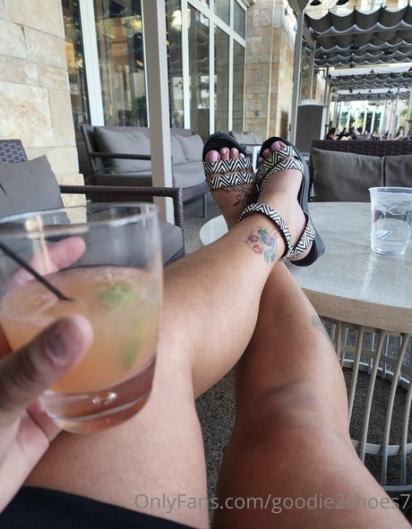 goodie2shoes7 heiße perfekte fotos