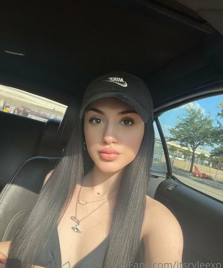 itsazaleaxo kunst schöne archiv