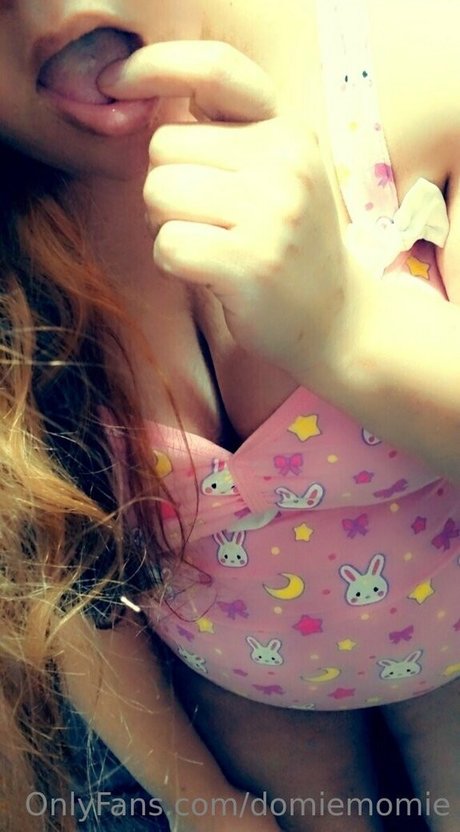 domiemomie exklusive pornographische galerien