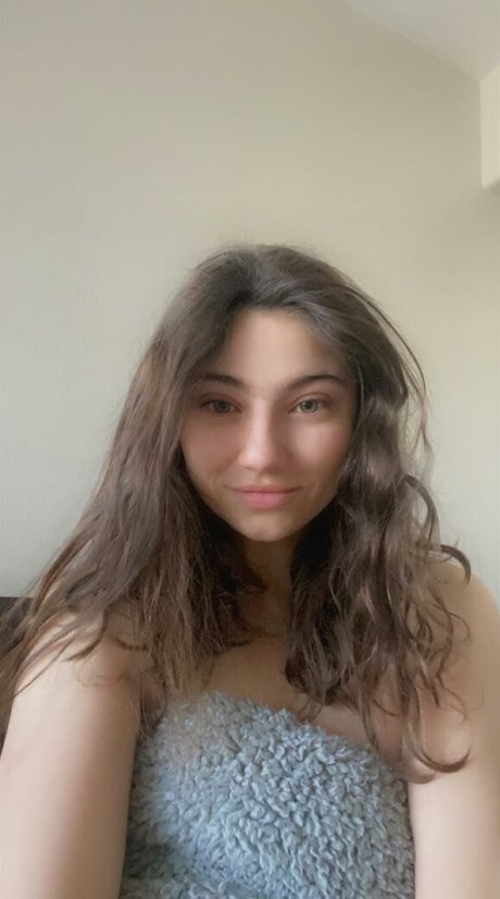 Lilac Love erotische schöne galerie