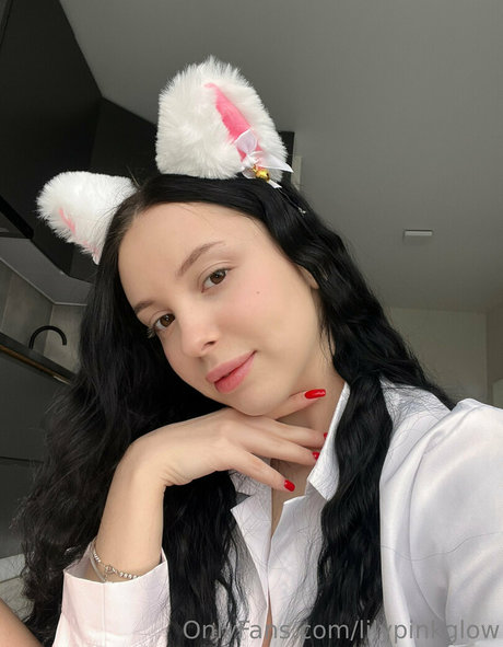 lilypinkglow akt fotos