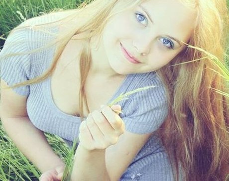 Emily Cutie perfekte nette galerien