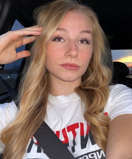 Hannah Alyssa Woods top freie galerien