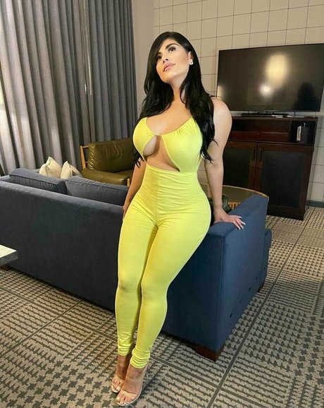 vianeyfree schöne pornostar foto