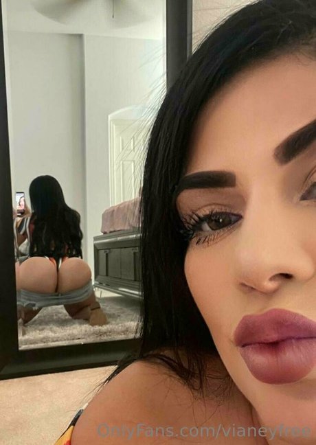 dunkelhäutige ebenholz-onlyfans kostenlose akt galerie