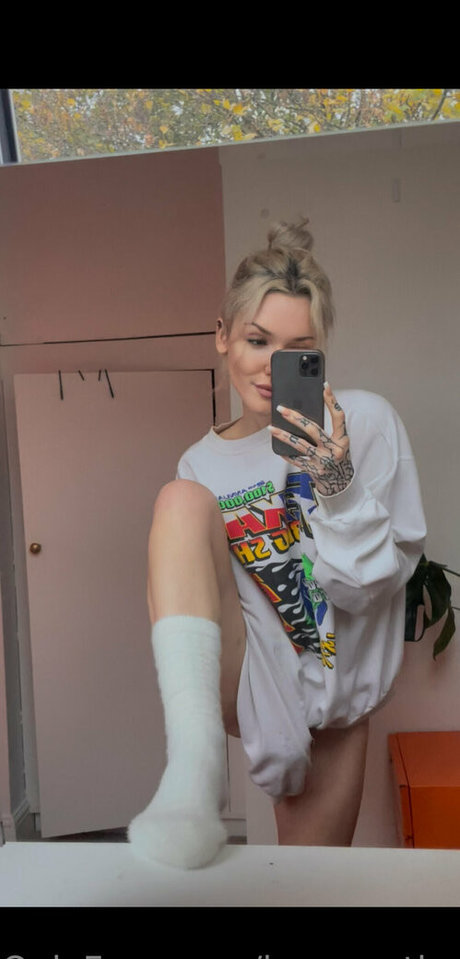 innocent isabel kunst perfekte galerien