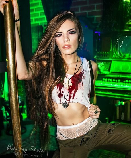 whiskey shotz erwachsene nacktheit bilder