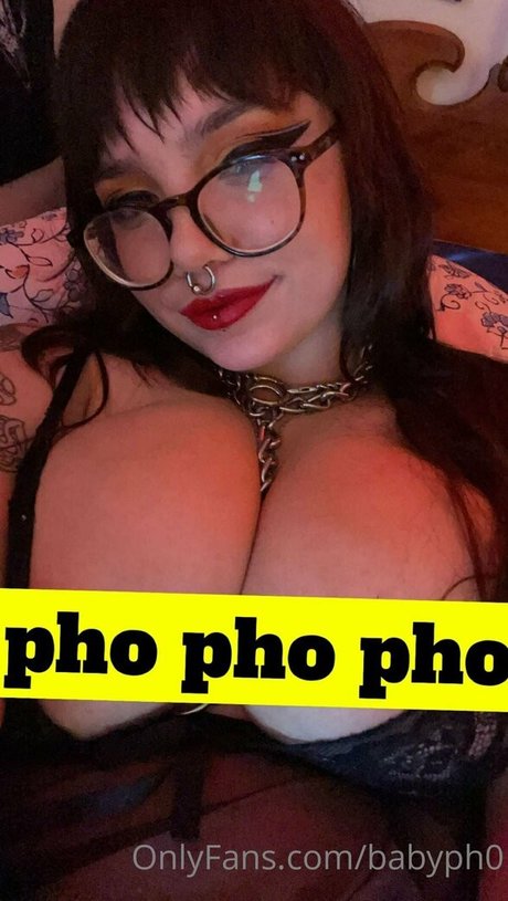 babyph0 nacktheit pornostar foto