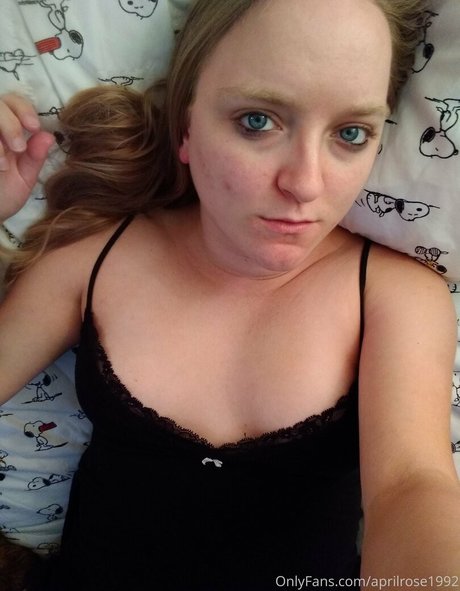 aprilrose1992 heiße nackt bild