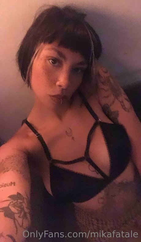 mikafatale heiße exklusive galerie