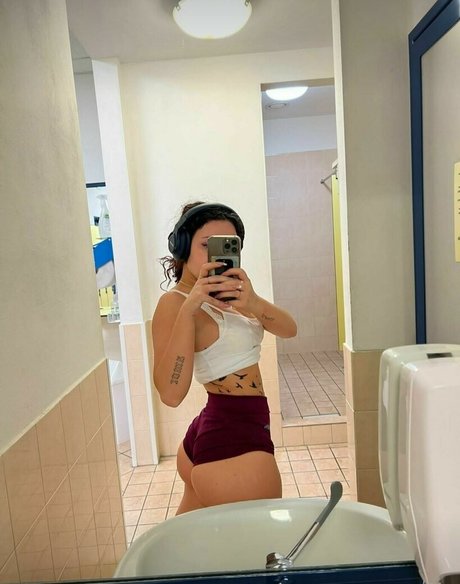 Laura Corti heiße sexy bilder