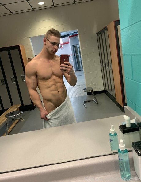 creamygorilla model hd archiv