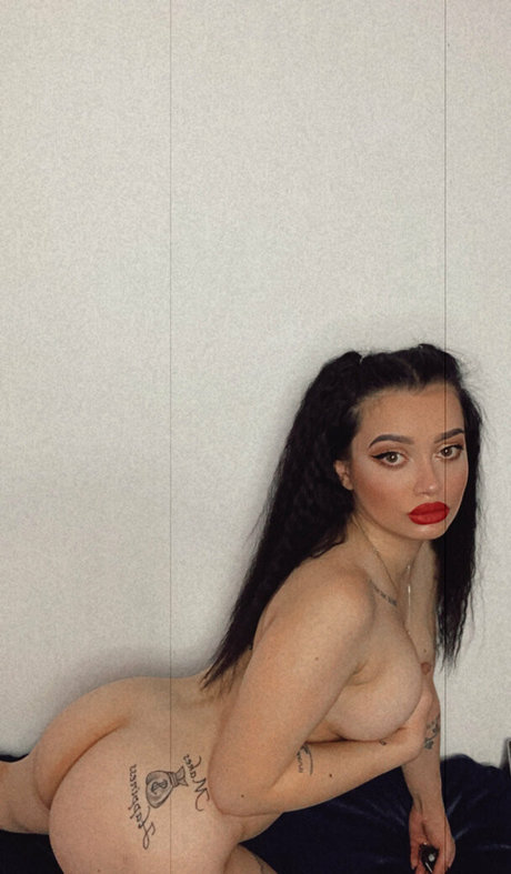 AndreeaKg19 xxx akt bilder