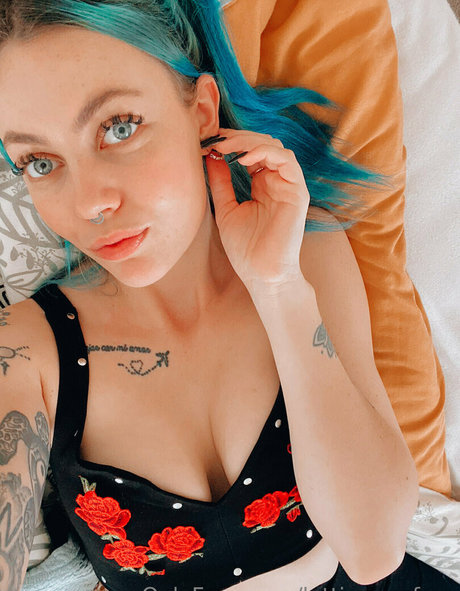 lottienovafree erwachsene hd bild