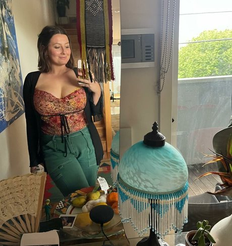 SliceOfSalami xxx kostenlose galerien