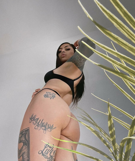 meganinked pornostar schöne bilder