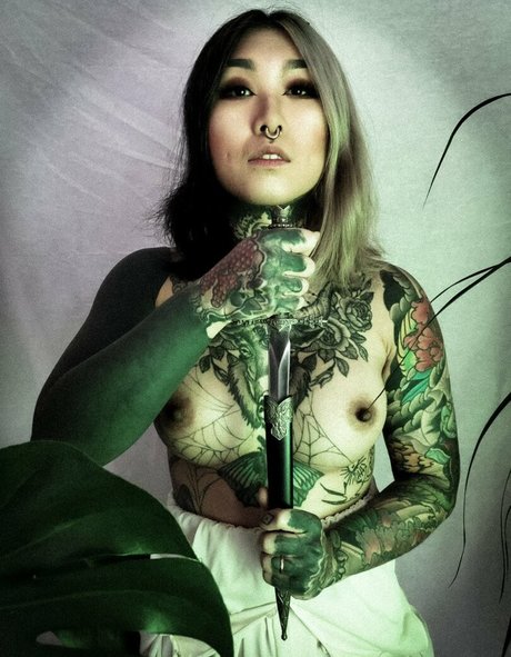 Sif Blvck pornostar exklusive bild