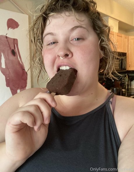 aliceeats kostenlose heiße bilder