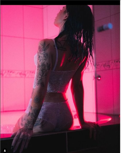 Thaizera freie nackt archiv