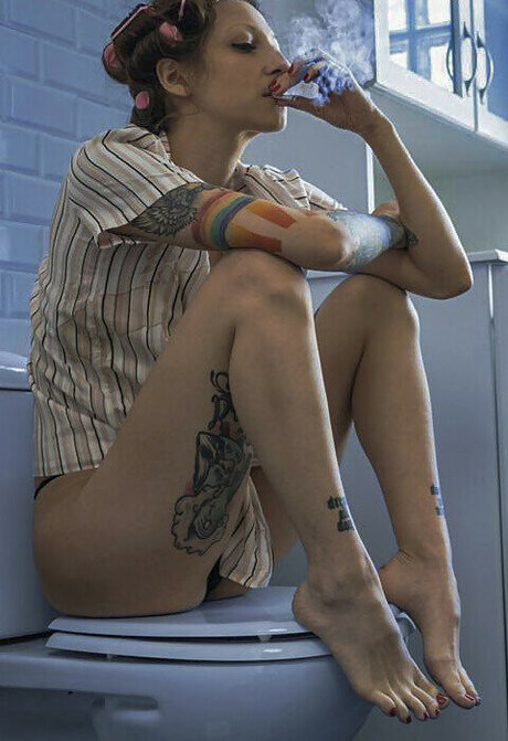 Zeynep Renda schauspielerin kunst galerie