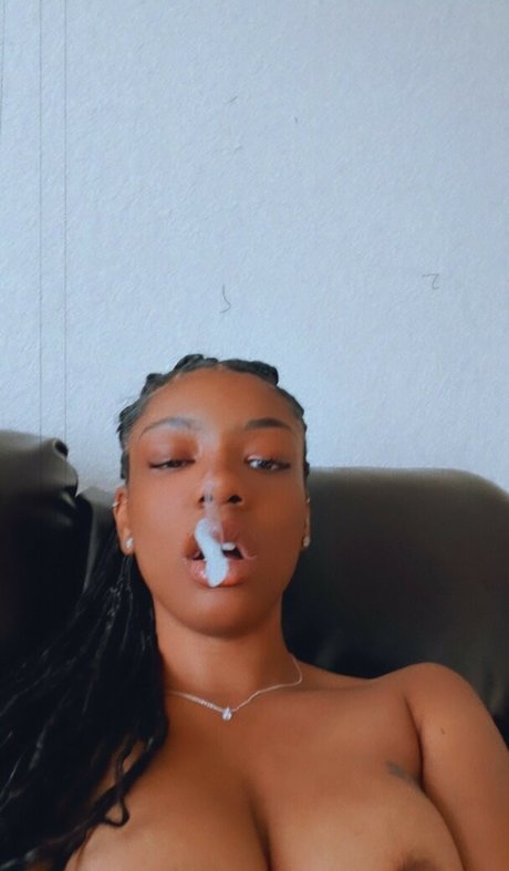 Skulltapz heiße nackt bilder