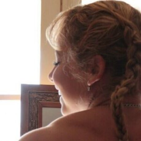 Aninha Voorhees model nackte galerie