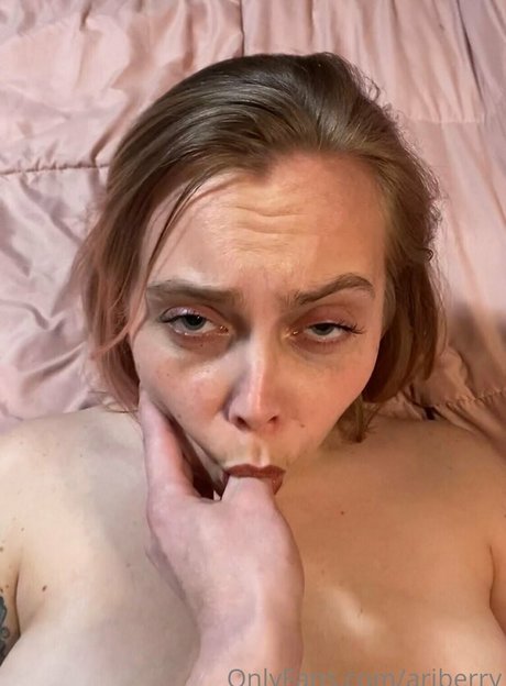 ariberry porno exklusive bilder