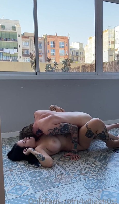 LydiaGhost erwachsene heiße foto