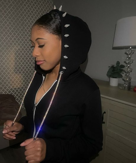 Elyse Rey kunst pornostar galerie